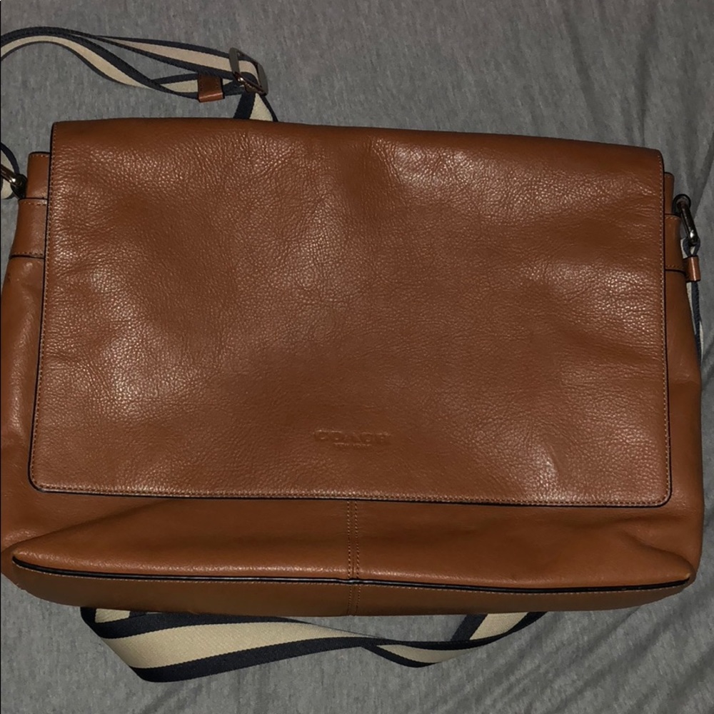 Coach messenger bag. Brand new - Picture 2 of 5